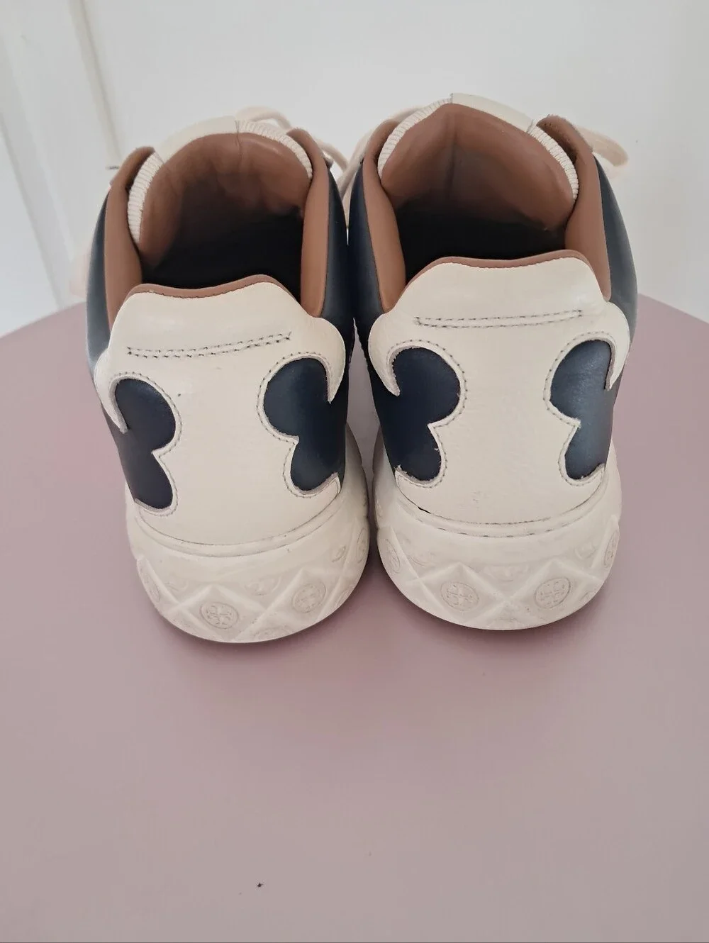 *Final Price* Tory Burch Sneakers Women's 11 Ladybug Leather Platform Designer